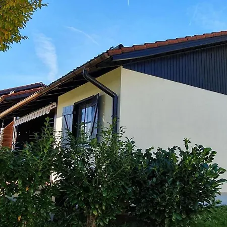 Am Hochbergle Haus 131 *