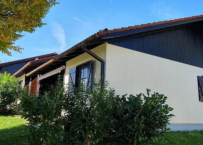 Am Hochbergle Haus 131 *